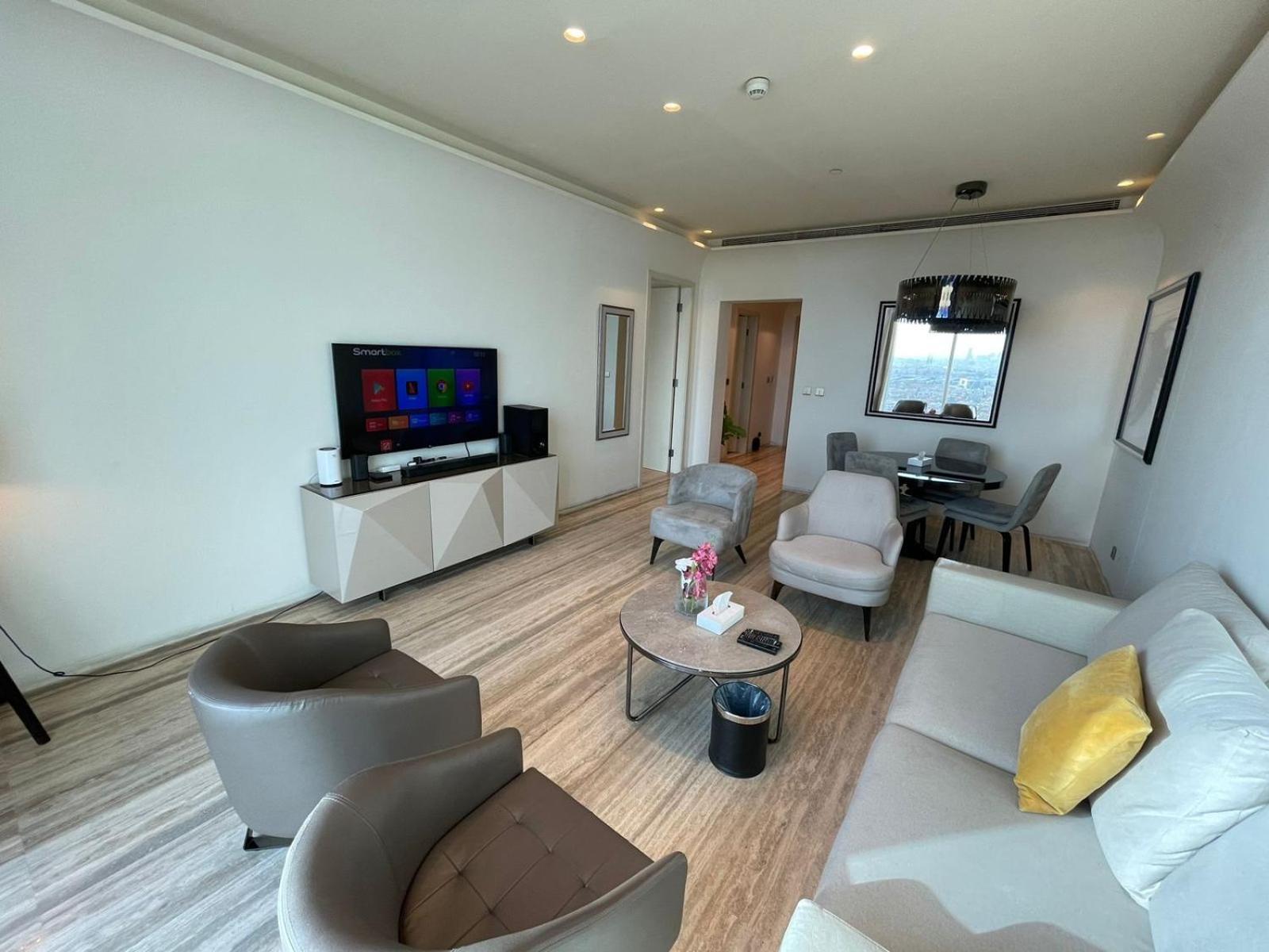 Apartment Damac Towers *